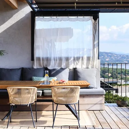 Penthouse Les Oliviers Vila *