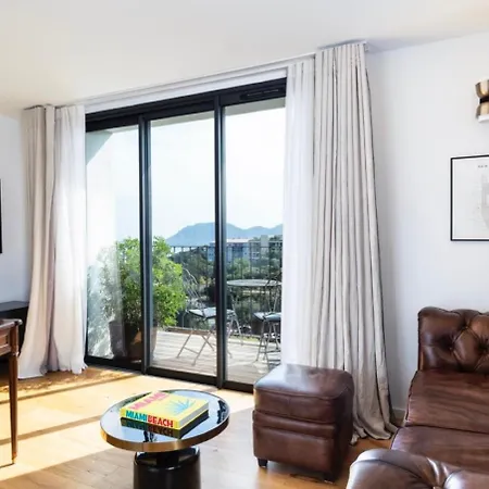 Penthouse Les Oliviers פורטו-וישיו