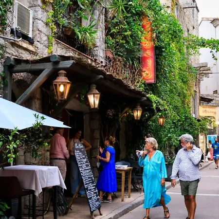 Penthouse Les Oliviers Βίλα